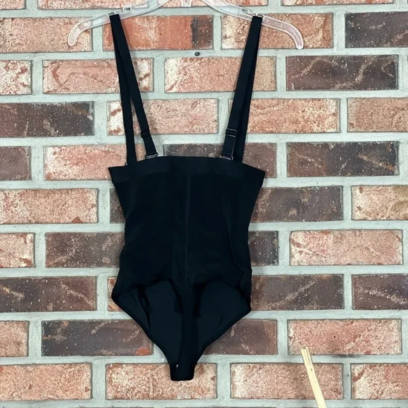 Compression Garment - Picture 2 of 4